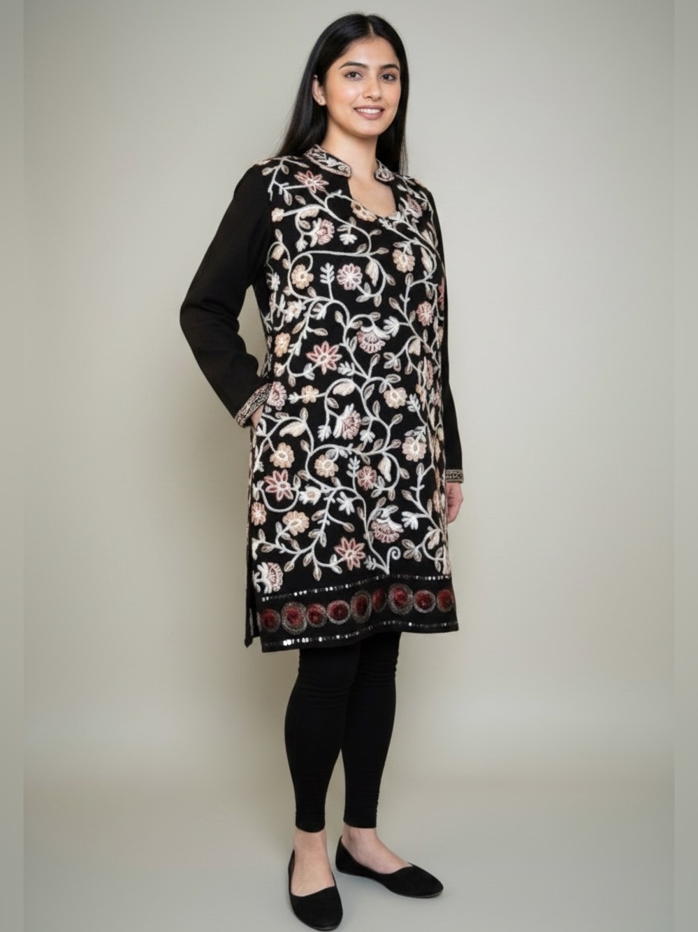 ekaiva by Jolly | Imported Hand-Embroidered Woolen Kurta Top L/XL